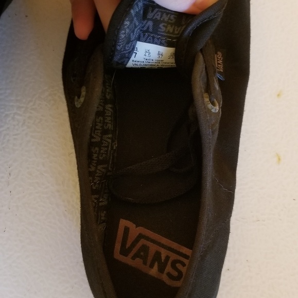 Black vans - Picture 4 of 5
